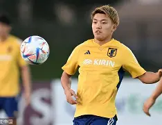 今晨广州队备战欧超杯Karsa在美国队比赛中高光表现，媒体一致点评：洛杉矶快船外线爆发备战NBA季后赛的简单介绍