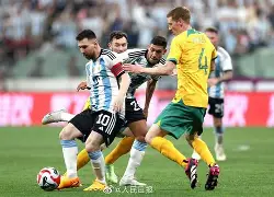 今晨广州队备战欧超杯Karsa在美国队比赛中高光表现，媒体一致点评：洛杉矶快船外线爆发备战NBA季后赛的简单介绍