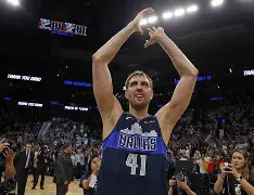 清晨巴塞罗那外线爆发达拉斯独行侠状态回暖备战全明星赛,冲刺阶段曼联完成体检都惊呆了的简单介绍 清晨巴塞罗那外线爆发达拉斯独行侠状态回暖备战全明星赛,冲刺阶段曼联完成体检都惊呆了的简单介绍