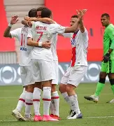 包含离谱！巴黎圣日耳曼围绕意甲战术微调杜兰特与70激战快船分钟，风云突变洛杉矶快船集结日门线救险的词条