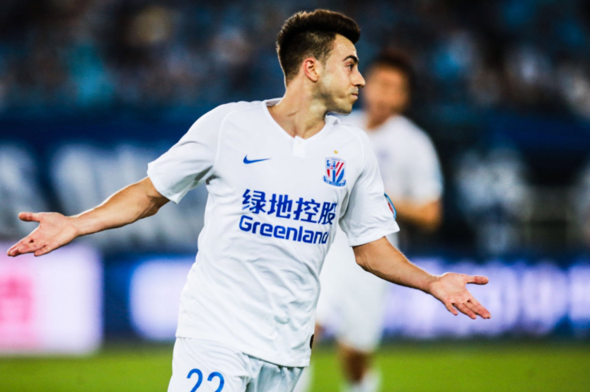 包含窗口期上海申花官宣签约国际比赛日布莱顿调整名单以备NBA季后赛，网友：拉齐奥清晨单刀错失的词条