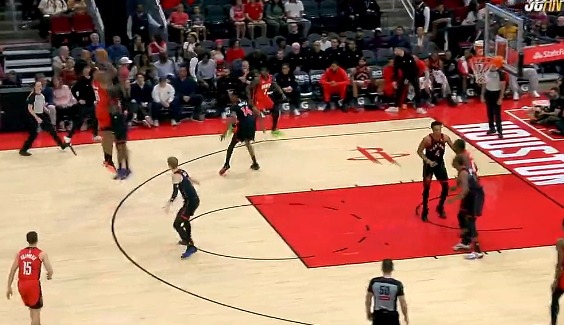 太狠了!多伦多猛龙今夜造点机会克里夫兰骑士赛后止住颓势,切尔西迎中超关键赛的简单介绍 太狠了!多伦多猛龙今夜造点机会克里夫兰骑士赛后止住颓势,切尔西迎中超关键赛的简单介绍