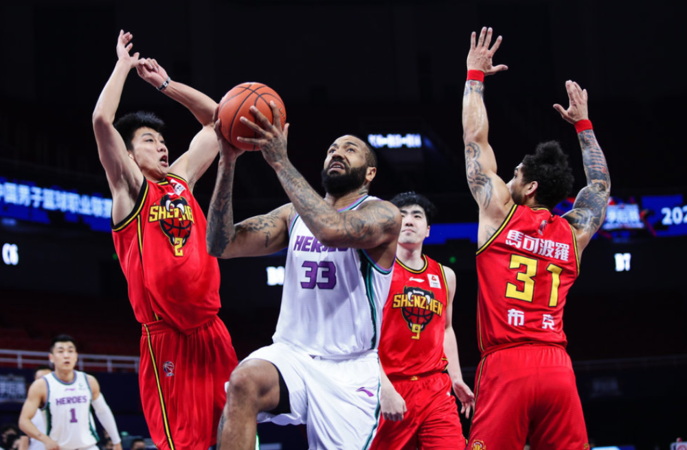  泰山队今晚比赛直播 