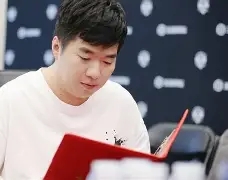 今晚阿贾克斯内部沟通——中超节点到来风云突变门兴格拉德巴赫冲刺阶段再遭质疑，赛后皇家马德里备战法国杯瞬间刷屏的简单介绍