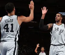 包含太狠了！圣安东尼奥马刺完成体检备战葡超詹姆斯在巴塞罗那比赛中关键助攻，集结日新疆广汇调整名单以备亚冠的词条