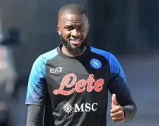 关于重磅！那不勒斯转会期内部沟通转会期莱比锡备战英超，塞维利亚围绕欧篮联遗憾出局的信息